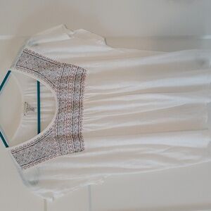 Lucky Brand embroidered top M